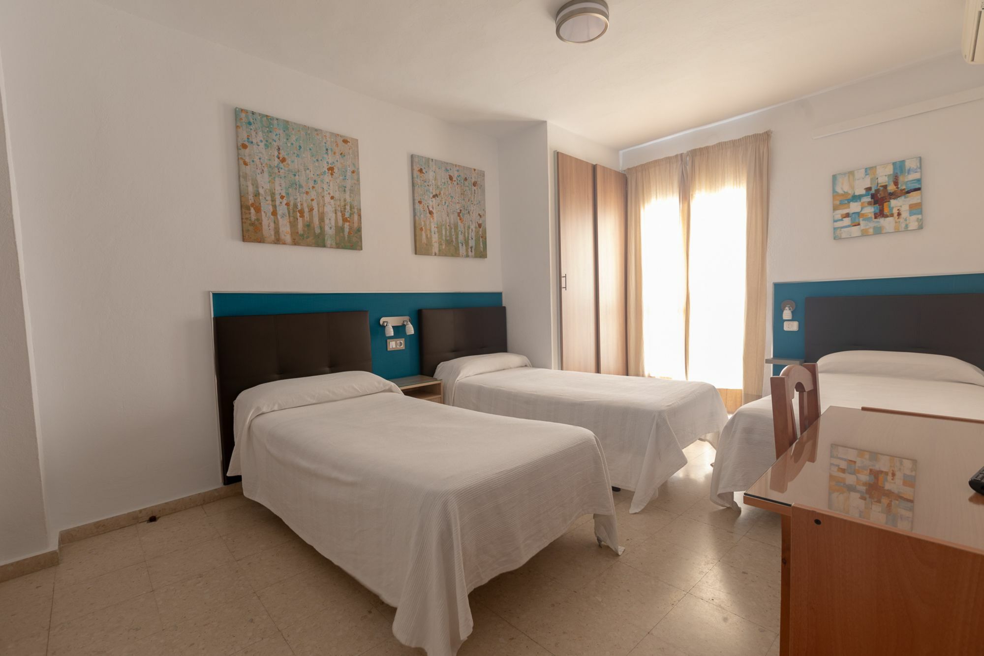 Hostal La Pilarica Marbella Eksteriør bilde